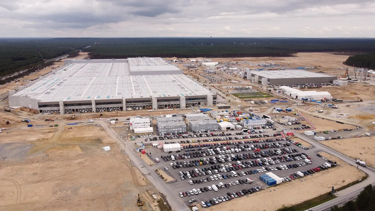 Een Tesla-winkel en afleverlocatie