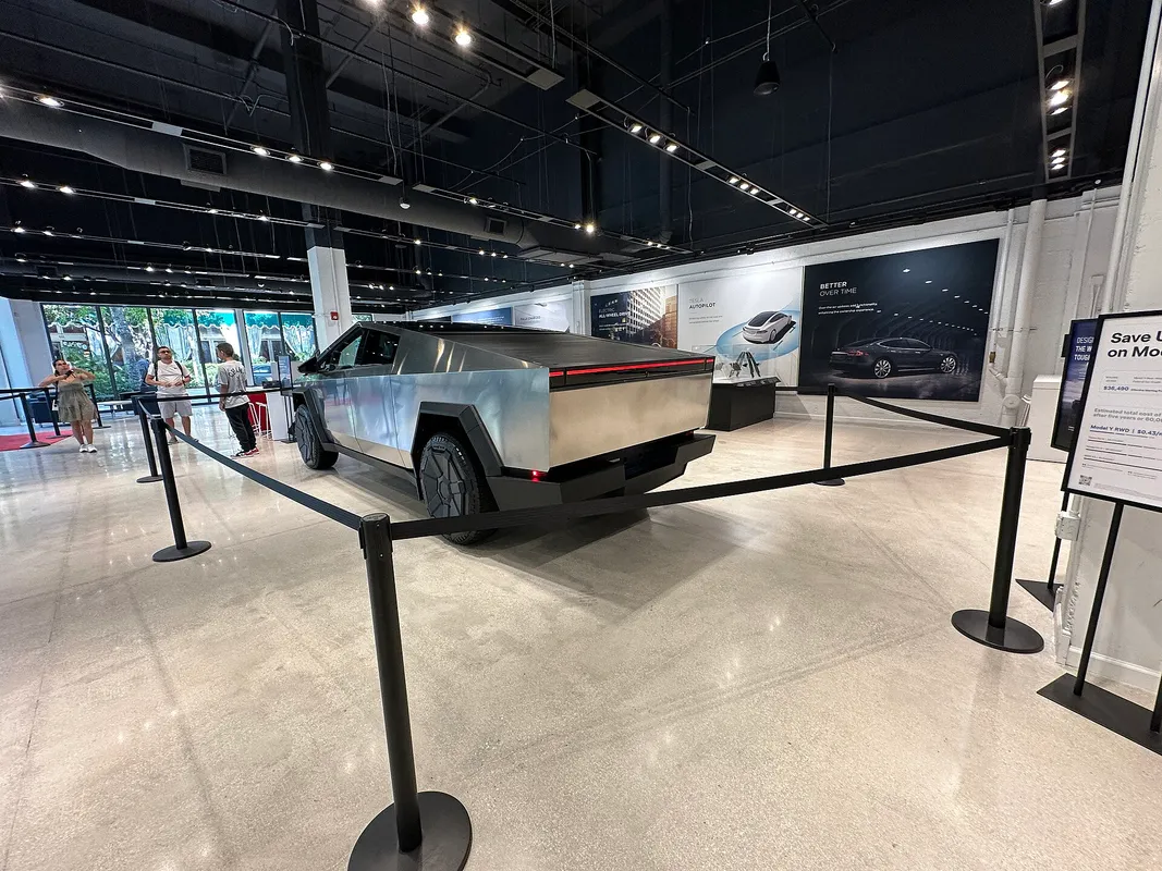 Tesla Cybertruck